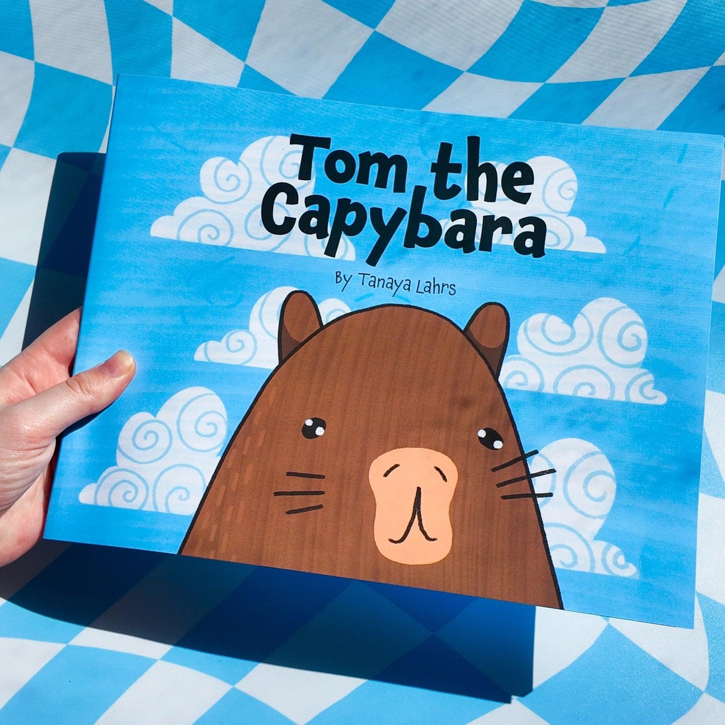 Tom the Capybara - Arttay Designs